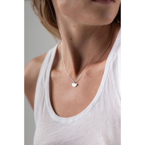 Silver fan necklace